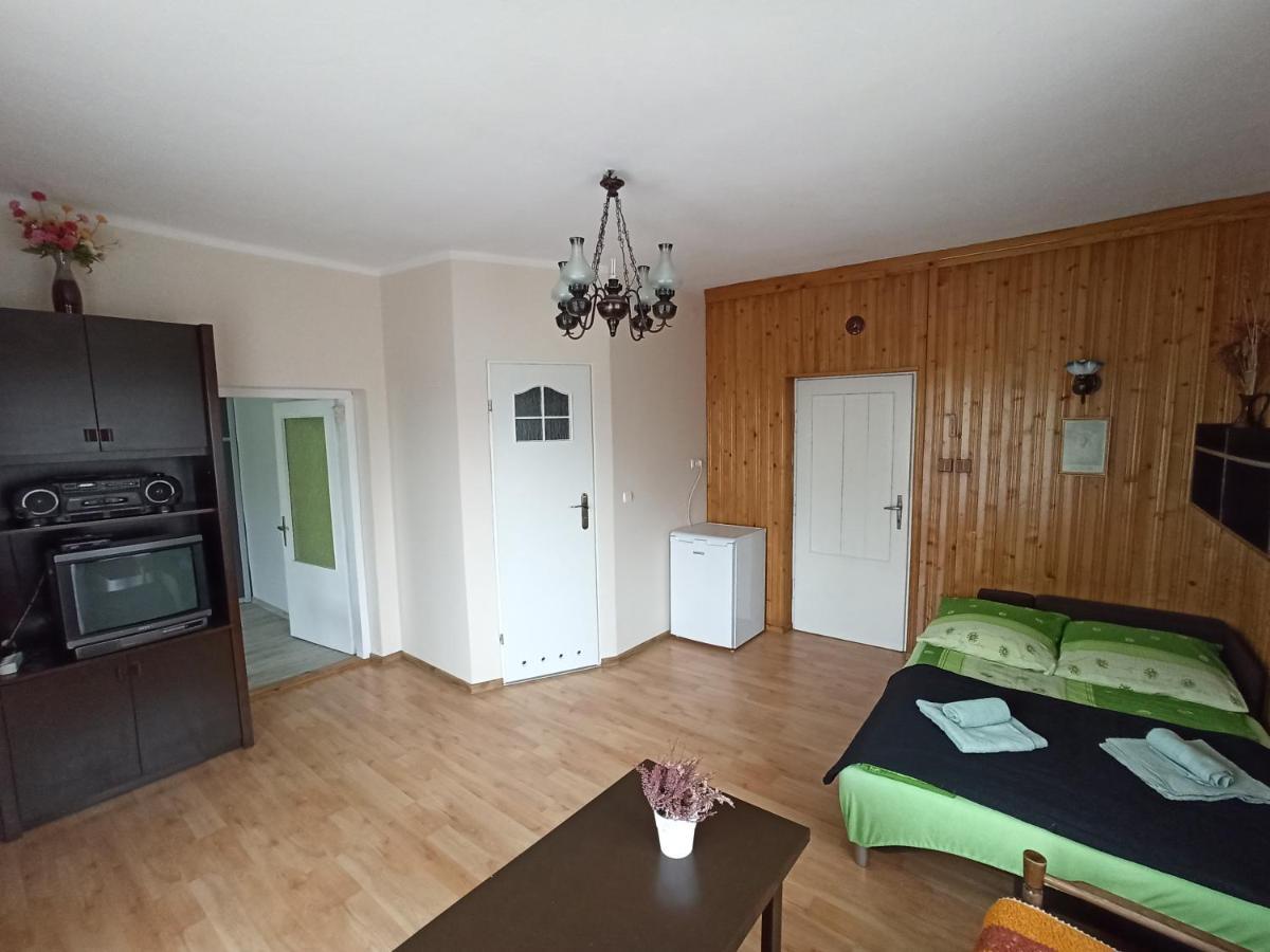 Apartament-Studio, Pokoje U Lucy Rabka-Zdrój Eksteriør billede